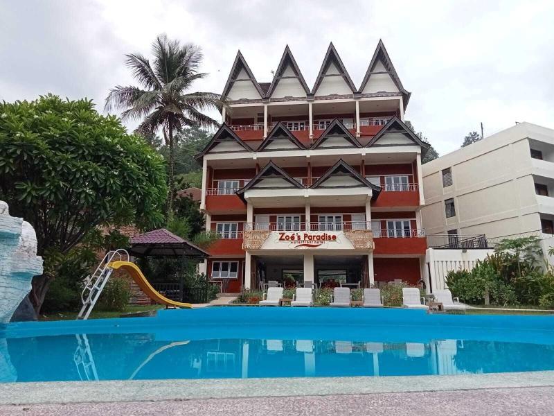 Zoe's Paradise Waterfront Hotel image