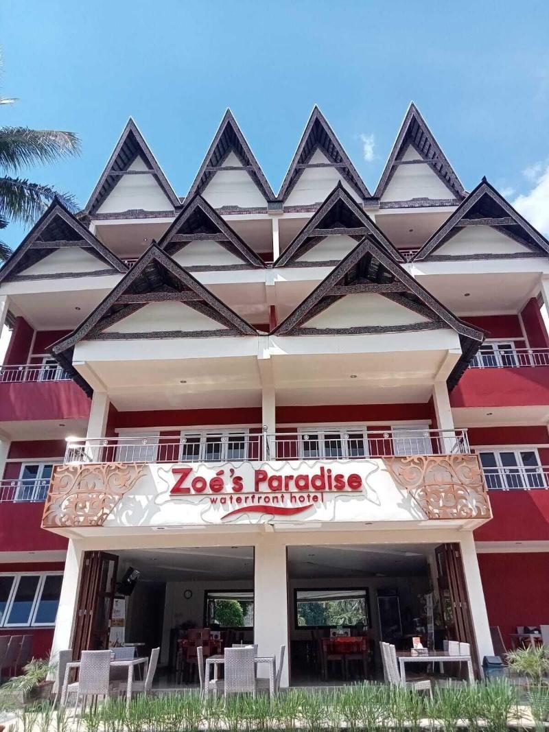 Zoe's Paradise Waterfront Hotel image