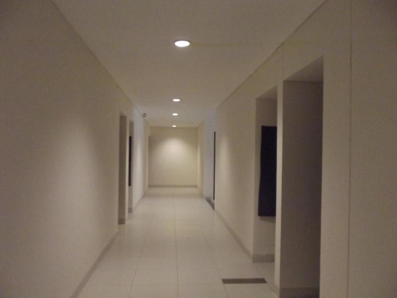 L Bajo Hotel