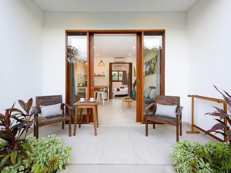 Echo Beach Villa & Apartment image