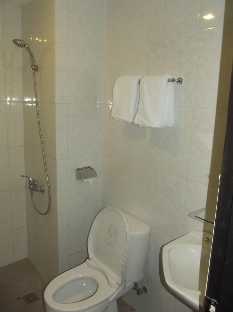 Manado Inn Hotel image