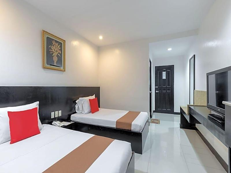 Zen Rooms Check Inn Dumaguete image