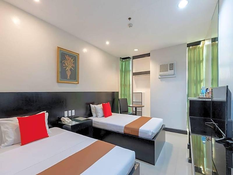 Zen Rooms Check Inn Dumaguete image