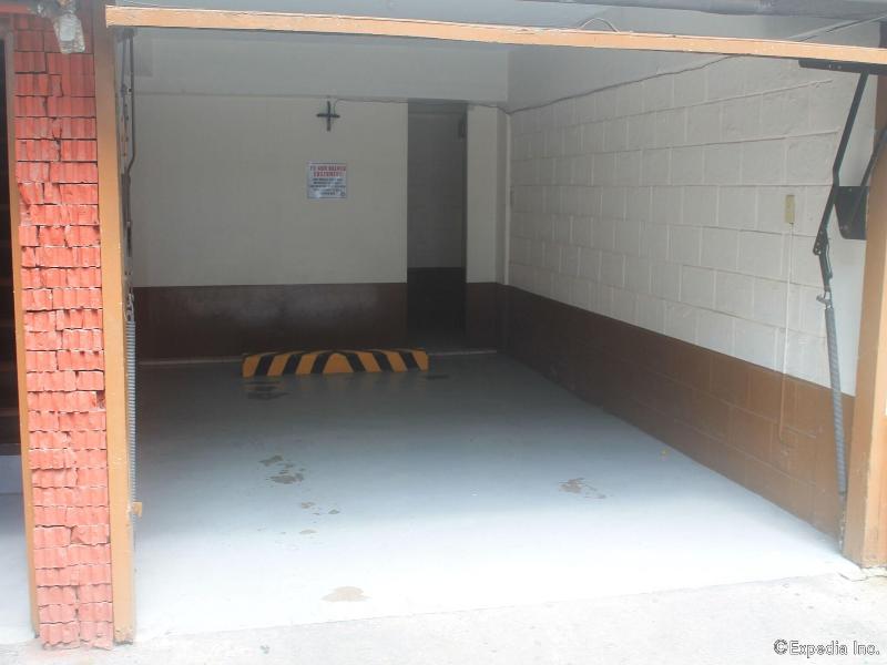 Halina Drive Inn Hotel - Pasay image