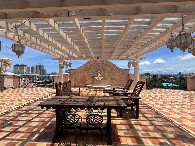 Sophia Suites Residence Hotel image