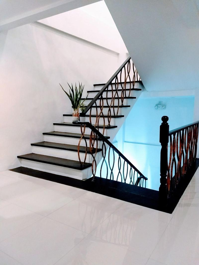 Top Star Hotel Oton image