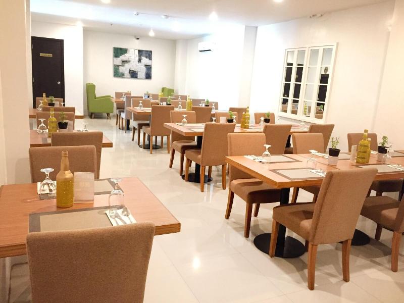 . Top Star Hotel Oton