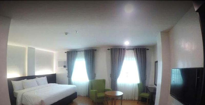 Top Star Hotel Oton image