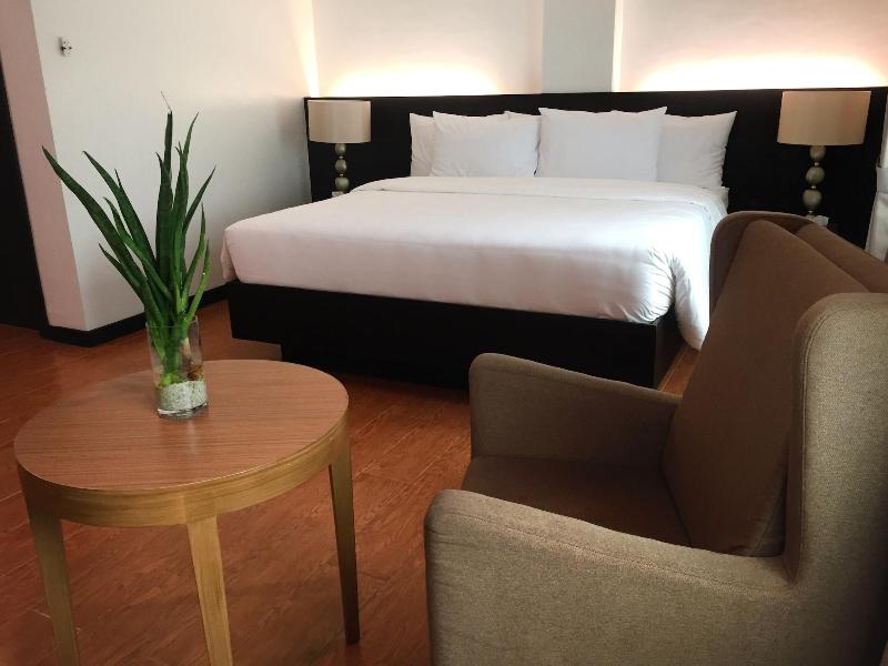 Top Star Hotel Oton image