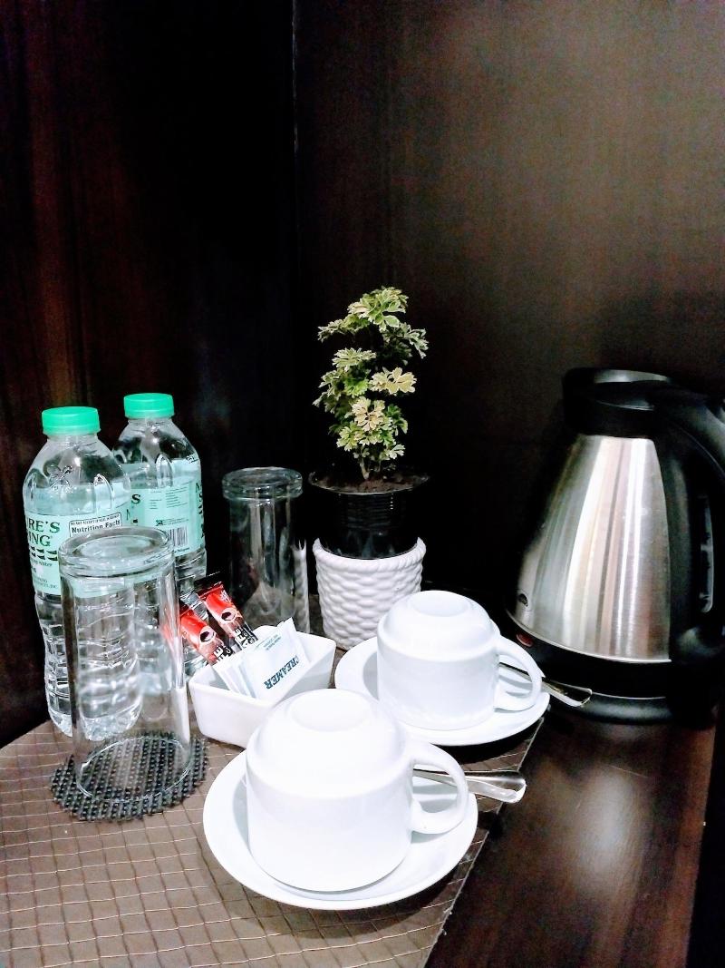 Top Star Hotel Oton image