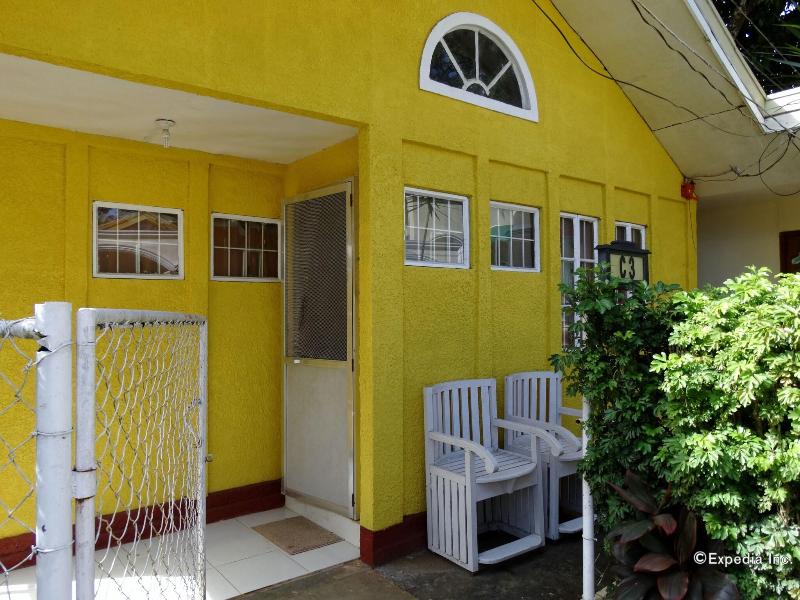 D' Lucky Garden Inn image