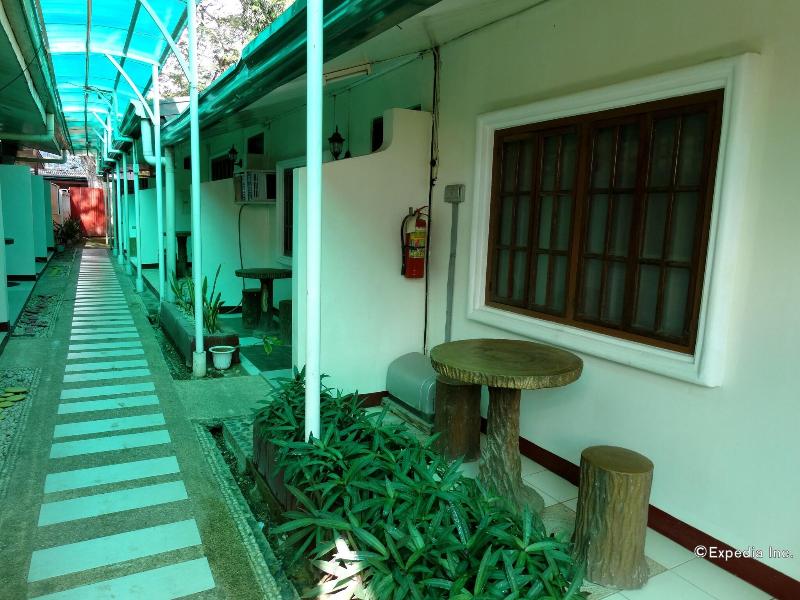 D' Lucky Garden Inn image