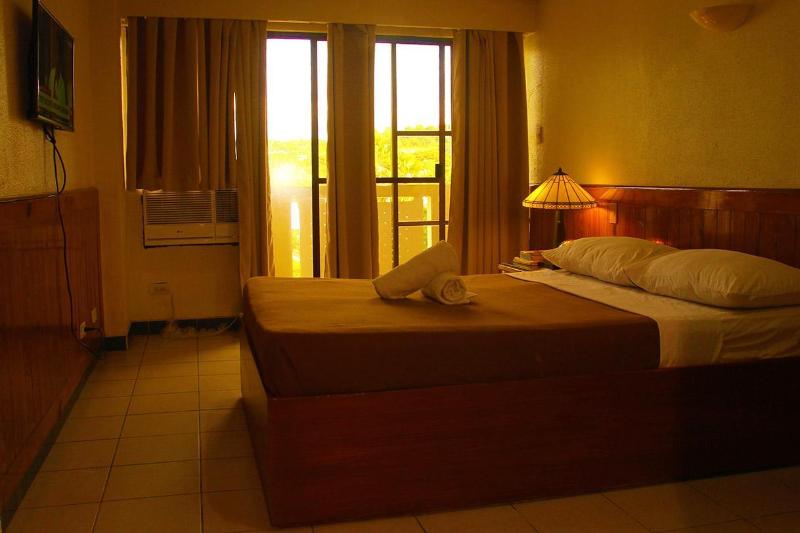 Puerto De San Juan Beach Resort Hotel image