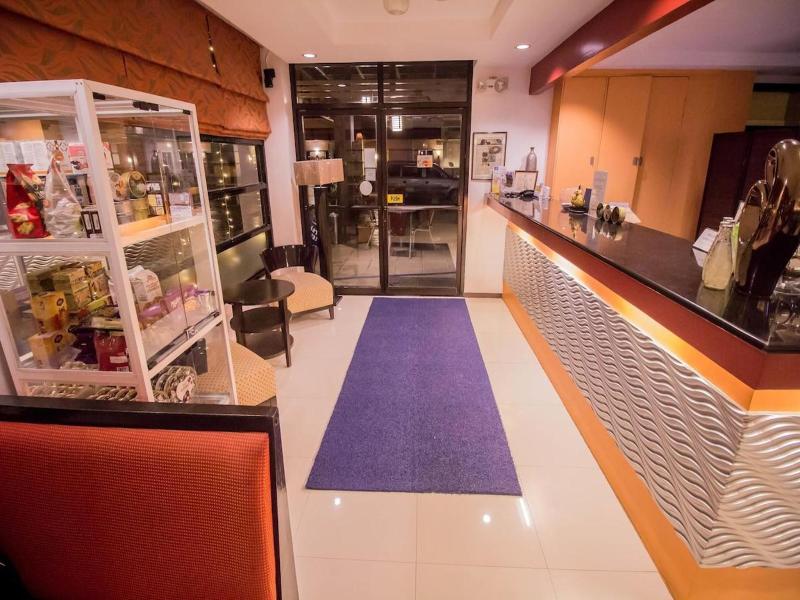 The Red Palm Suites And Restaurant image