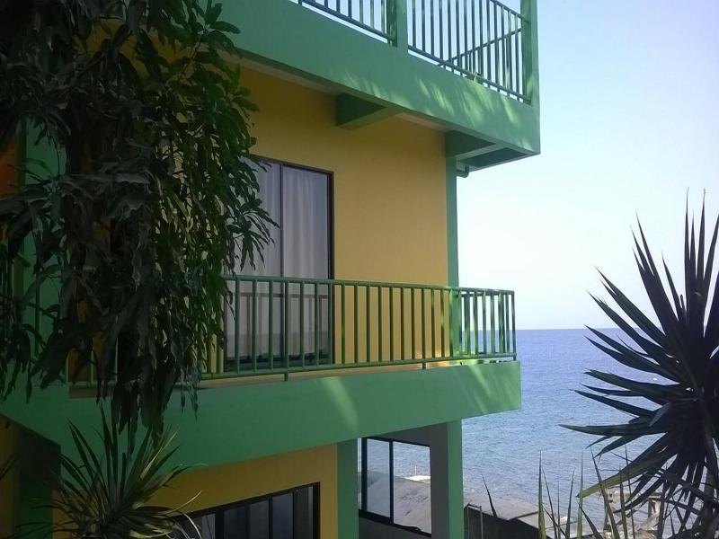 Meaco Hotel -Anilao image