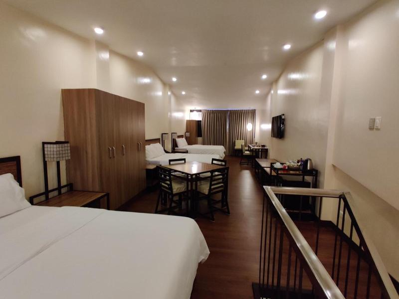 Fernvale Leisure Club And Resort image