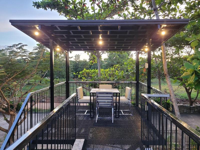 Fernvale Leisure Club And Resort image