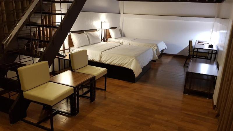 Fernvale Leisure Club And Resort image