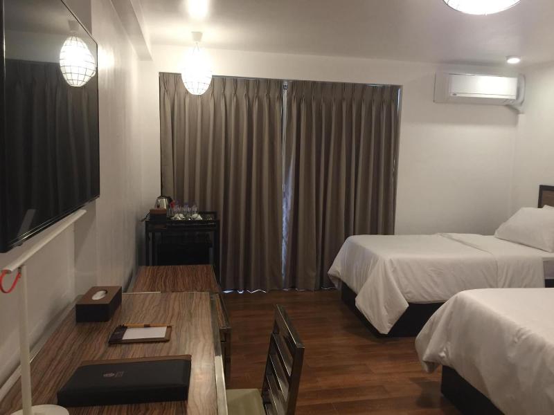 Fernvale Leisure Club And Resort image