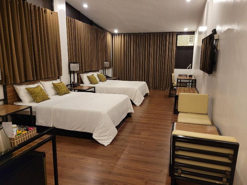 Fernvale Leisure Club And Resort image