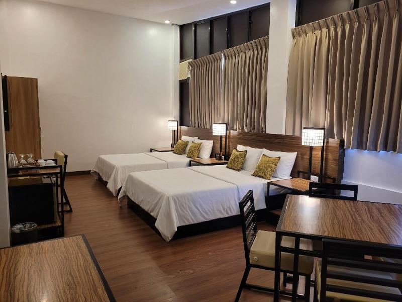 Fernvale Leisure Club And Resort image