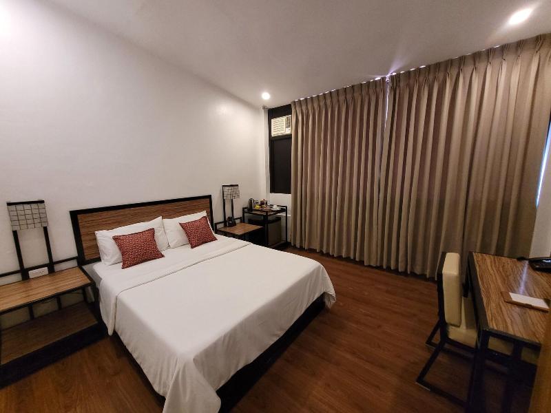 Fernvale Leisure Club And Resort image