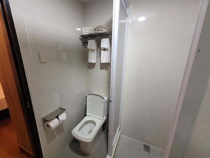 Fernvale Leisure Club And Resort image