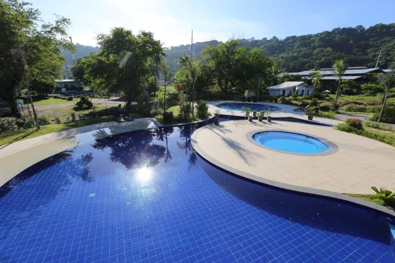 Samba Bluewater Resort image