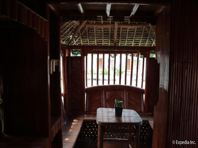 Nipa Hut Villa By Amco Extension
