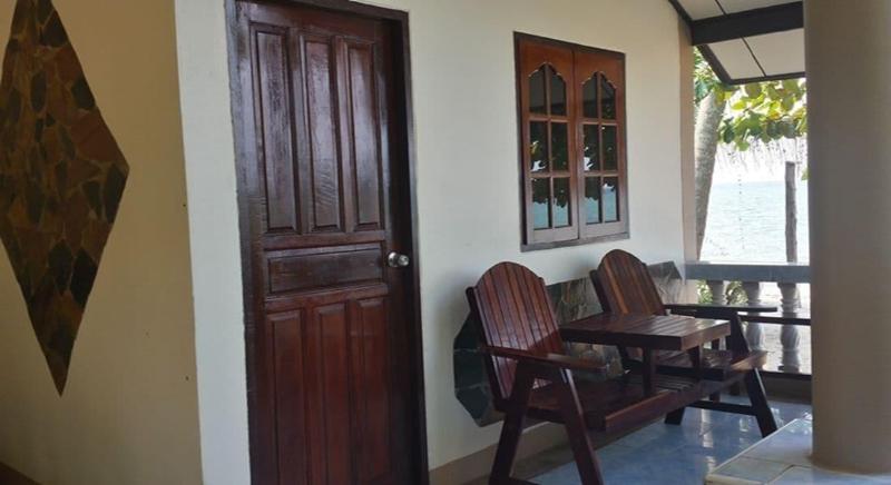 Phangan Lodge image