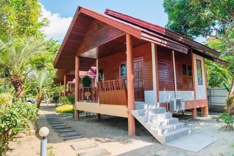 Phangan Lodge image