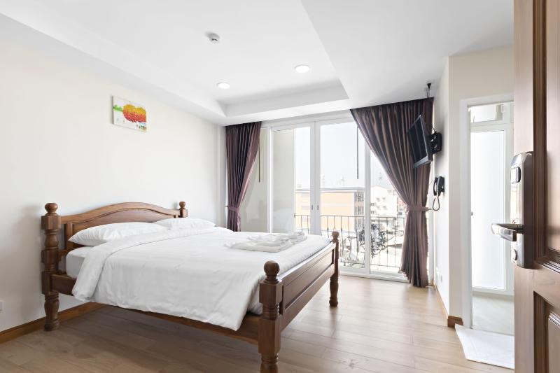 Royale 8 Ville image