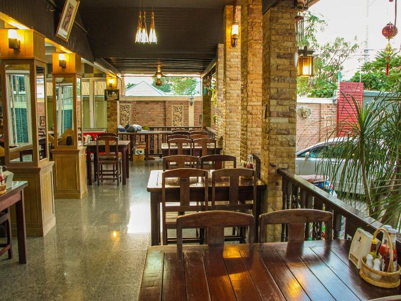 Iyara Hua Hin Lodge image