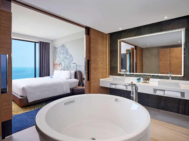 Novotel Marina Sriracha & Koh Si Chang image