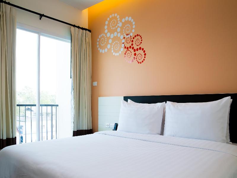Phavina Hotel & Grand Boutique Rayong image