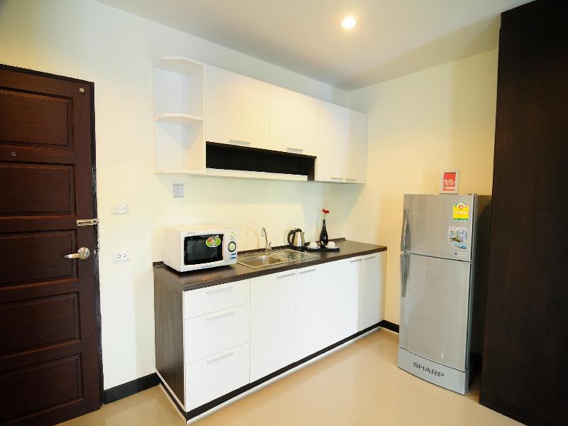 Phavina Hotel & Grand Boutique Rayong image