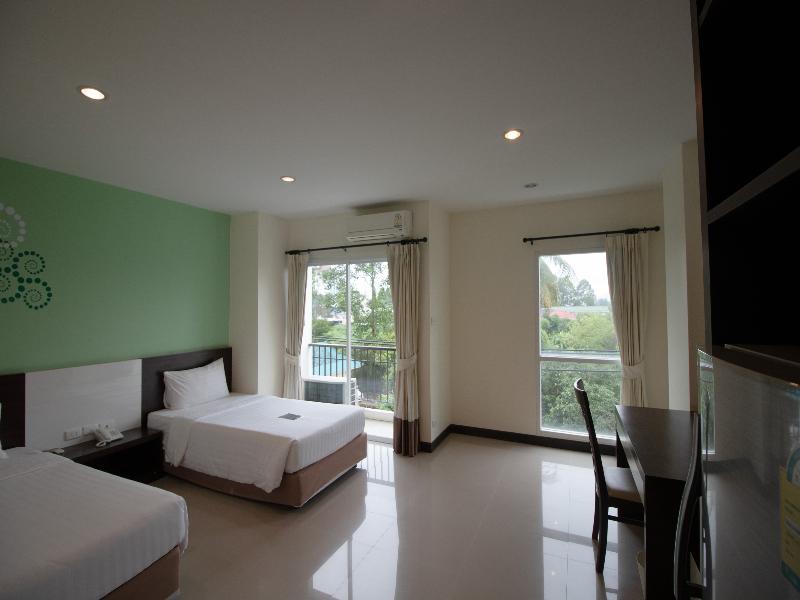 Phavina Hotel & Grand Boutique Rayong image