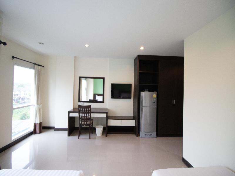 Phavina Hotel & Grand Boutique Rayong image
