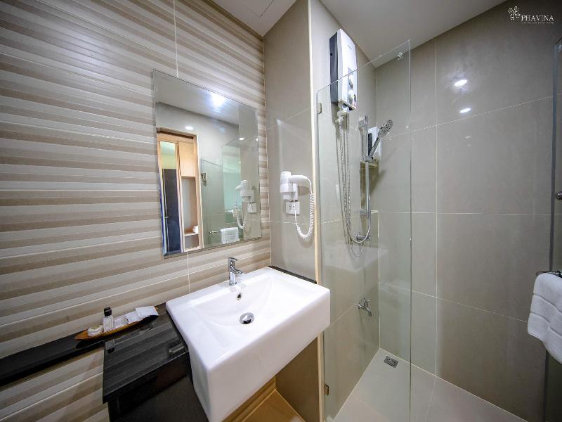 Phavina Hotel & Grand Boutique Rayong image