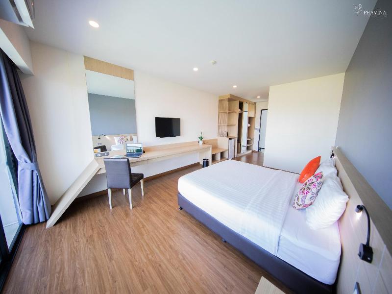 Phavina Hotel & Grand Boutique Rayong image