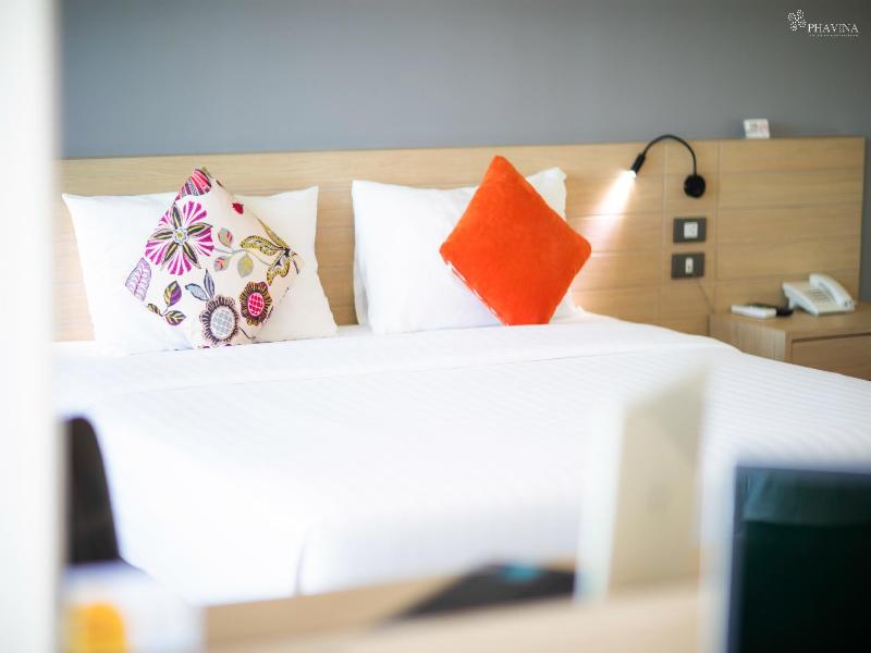 Phavina Hotel & Grand Boutique Rayong image
