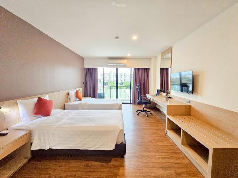 Phavina Hotel & Grand Boutique Rayong image