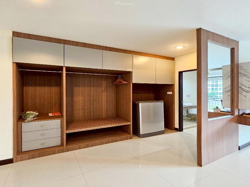 Phavina Hotel & Grand Boutique Rayong image