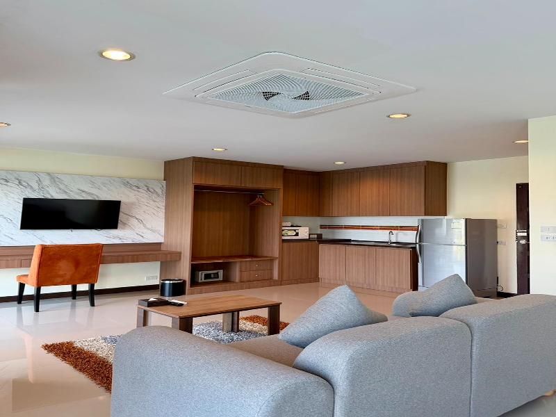 Phavina Hotel & Grand Boutique Rayong image
