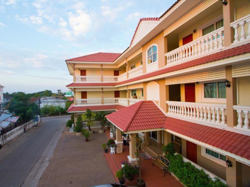 Nuntiya Terrace