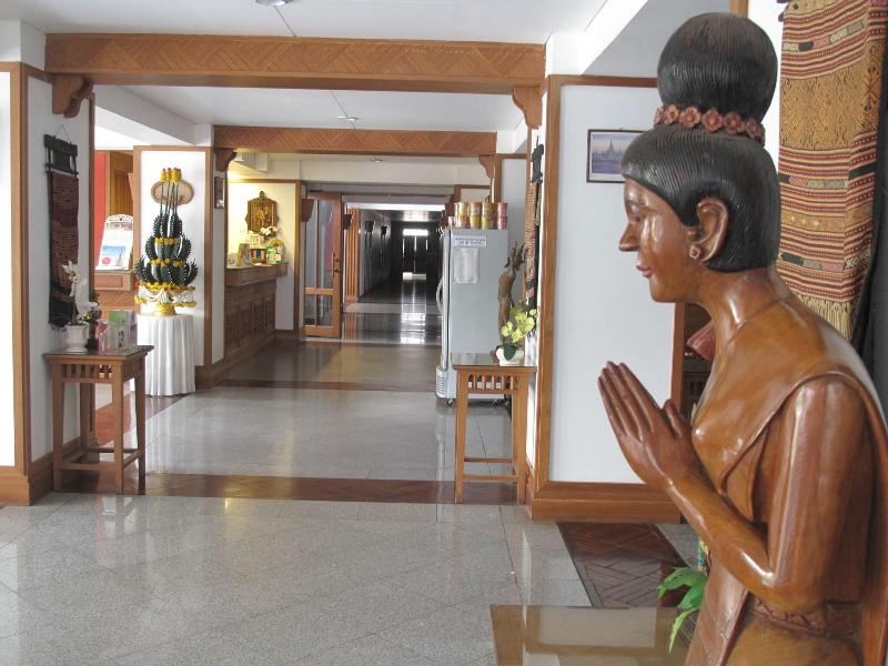 Dusit Hotel At Sakon Nakhon