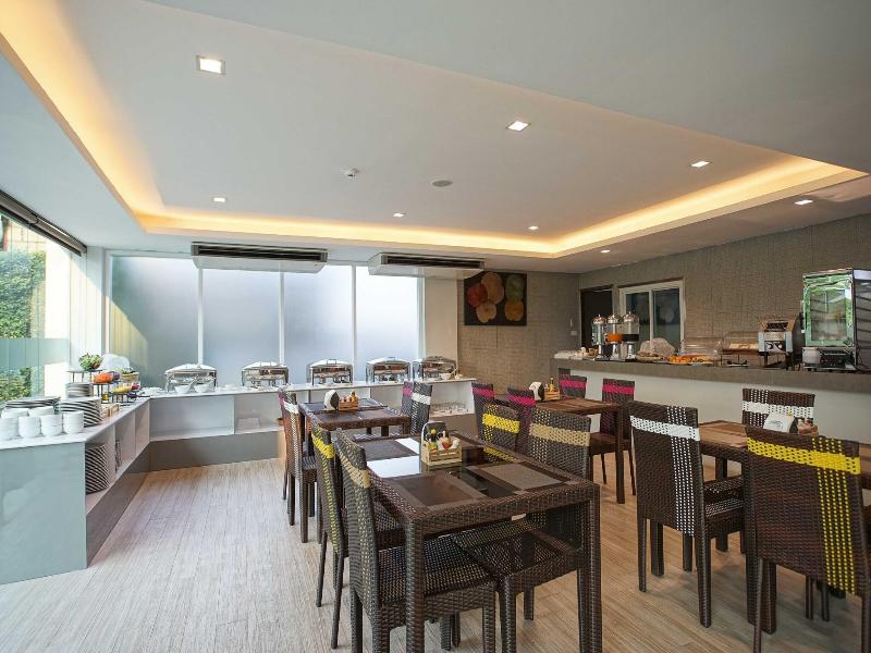 Nantra Chiangmai Riverfront Hotel