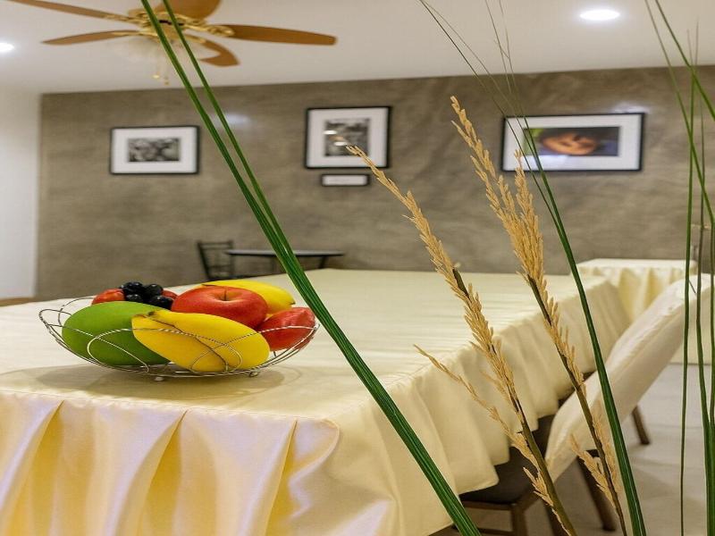 Maesot Siri Hotel image