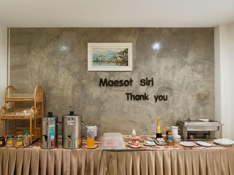 Maesot Siri Hotel image