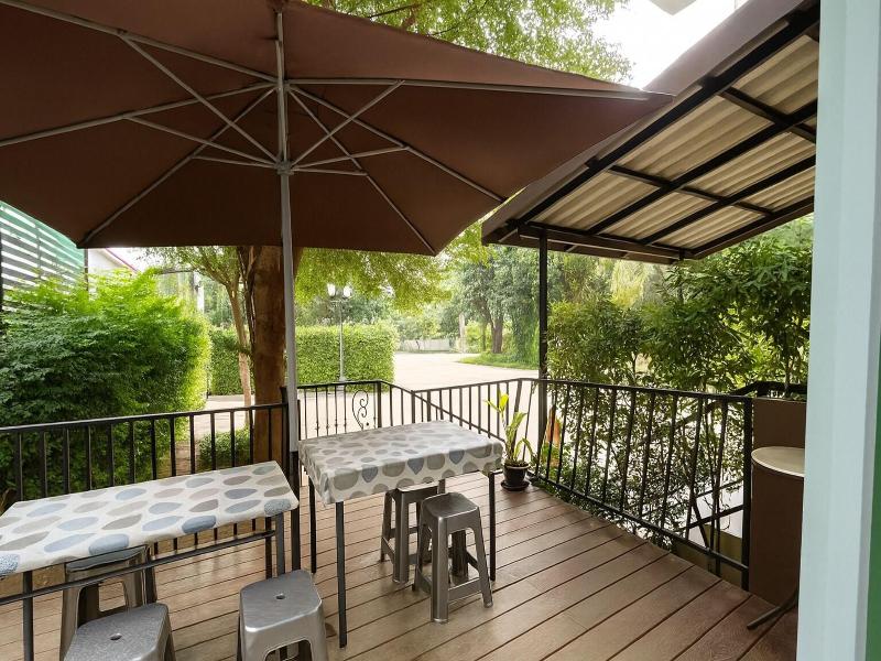 Maesot Siri Hotel image